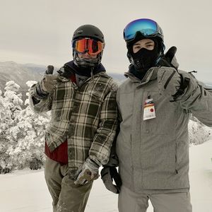 Meet your Posher, Brady